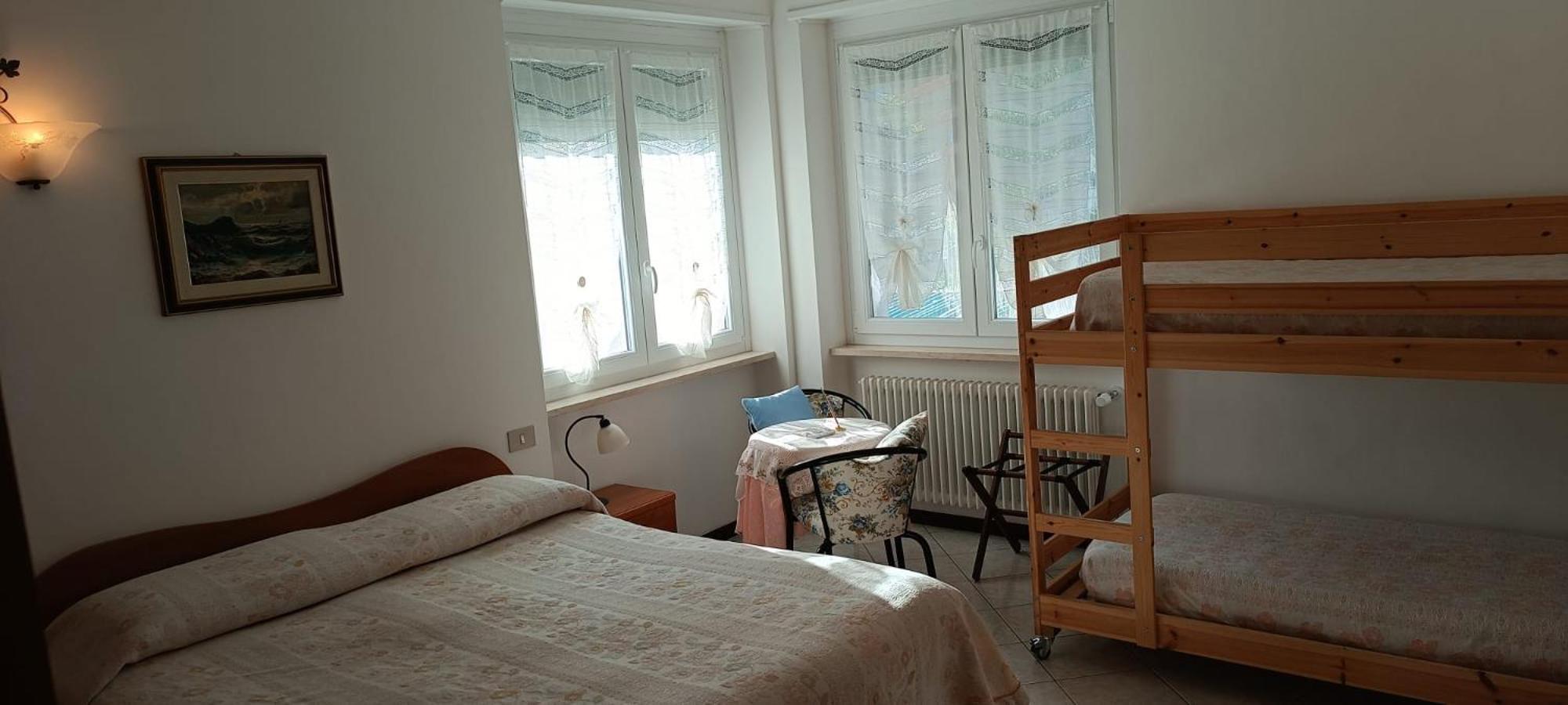 B&B Home Sweet Home Ντιάνο Μαρίνα Εξωτερικό φωτογραφία