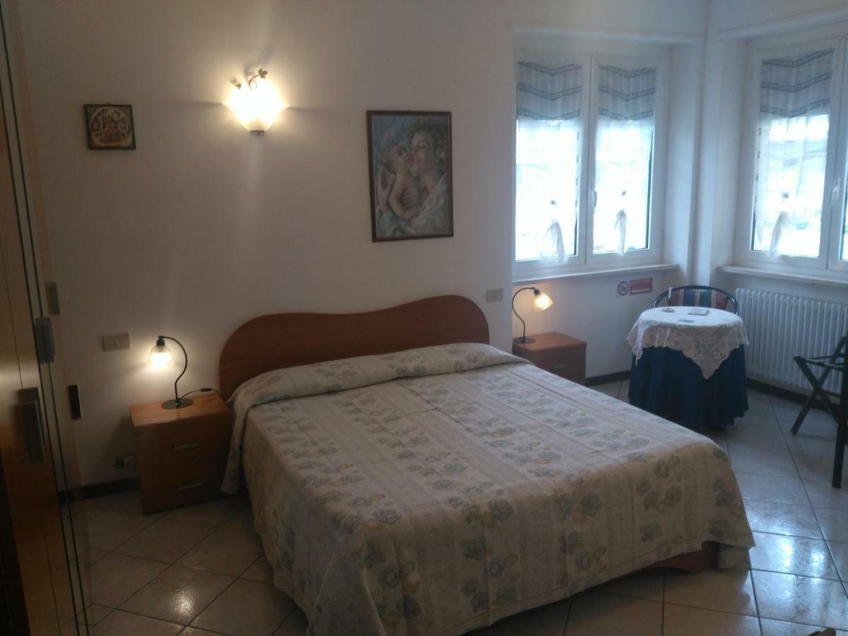 B&B Home Sweet Home Ντιάνο Μαρίνα Εξωτερικό φωτογραφία